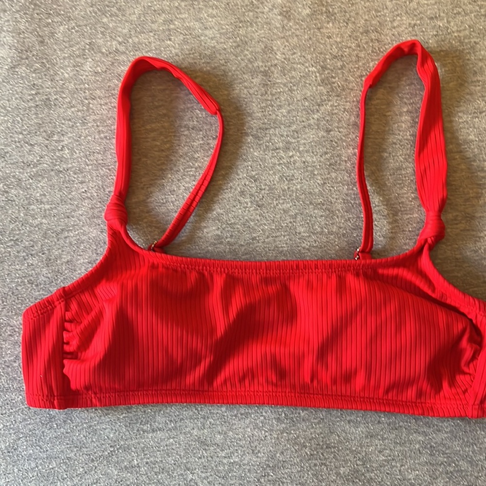 Swim top bundle - Picture 2 of 6